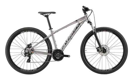 Silverback SE Series 7 27.5'' Hardtail Mountain Bike Moondust Metallic MEDIUM